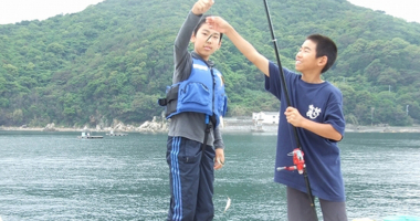 一人でも多くの子供たちに釣りを楽しんでもらいたい