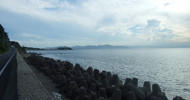 兵庫県・淡路島西岸の海岸線